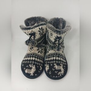 Soxtab Womans 7 Cozy Knit Boots